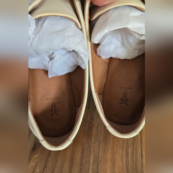 Slip On flats - Picture 4 of 4